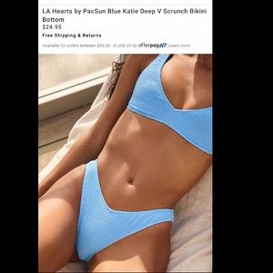 La hearts light blue bikini